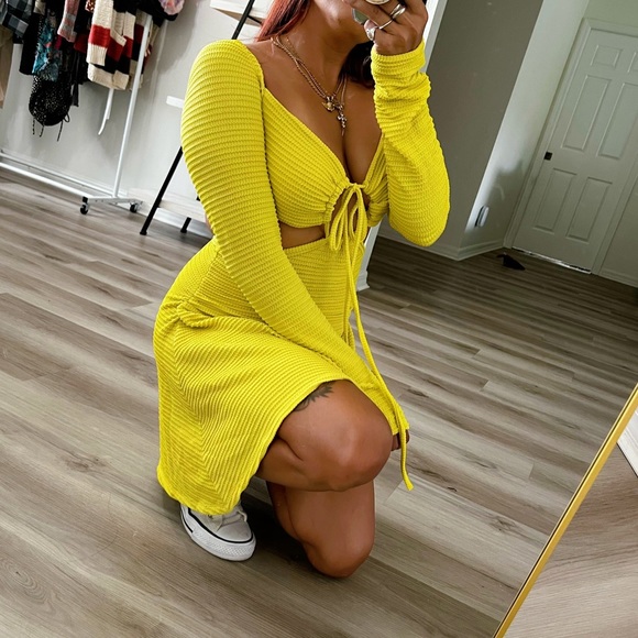 Chouchou Dresses & Skirts - Boutique Summer Yellow Dress